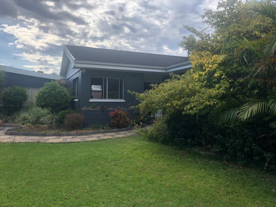 4 Bedroom Property for Sale in Linkside Eastern Cape